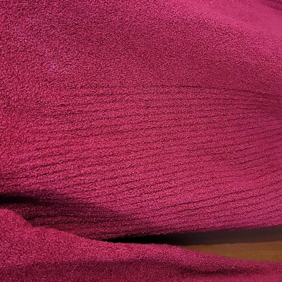 Dalia Velour Top - Picture 2 of 8